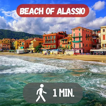 1 Min Walk From The Sea, With 2 Bed And 2 Bath