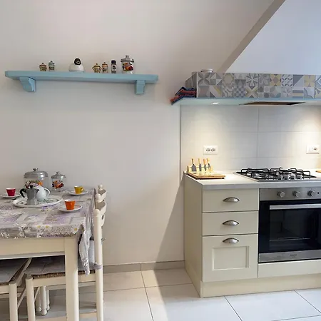 アパート 1 Min Walk From The Sea, With 2 Bed And 2 Bath *