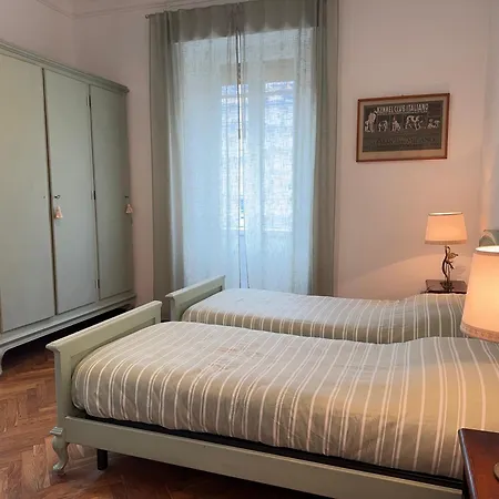 1 Min Walk From The Sea, With 2 Bed And 2 Bath * Alassio