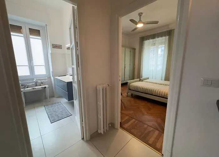 Apartman 1 Min Walk From The Sea, With 2 Bed And 2 Bath Alassio