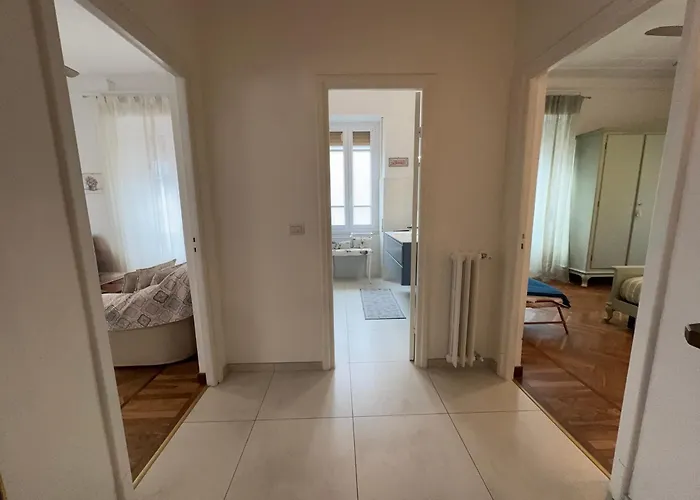 公寓 1 Min Walk From The Sea, With 2 Bed And 2 Bath
