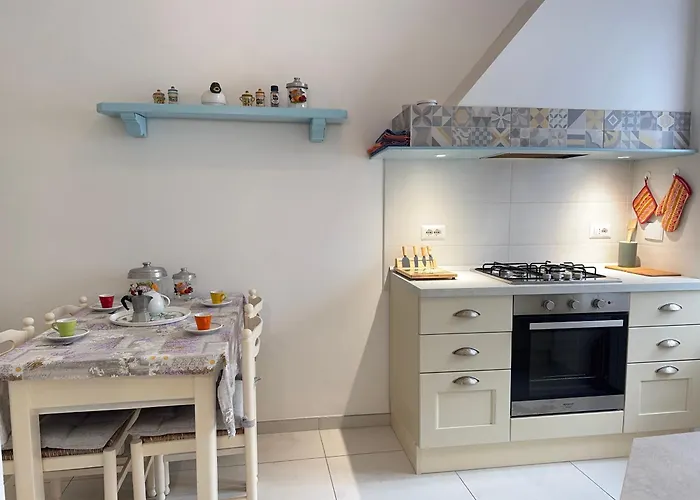 公寓 1 Min Walk From The Sea, With 2 Bed And 2 Bath *