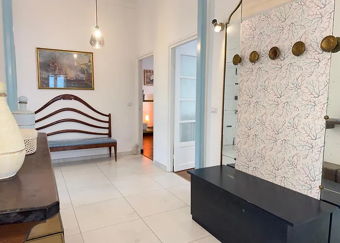 1 Min Walk From The Sea, With 2 Bed And 2 Bath 公寓