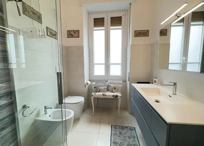 Apartman 1 Min Walk From The Sea, With 2 Bed And 2 Bath